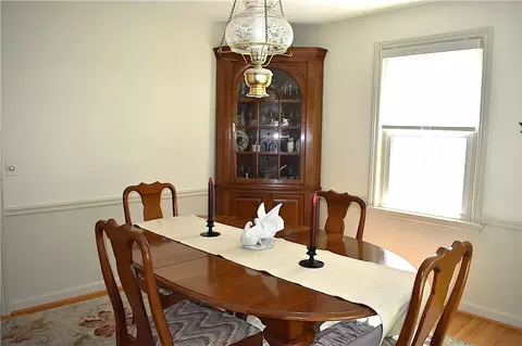 Dining - 126 Tottenham Rd, Irondequoit, NY 14609 photo 4 of 6