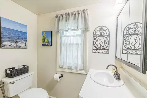 Bath - 9 Pleasant Ave, Irondequoit, NY 14622 photo 1 of 1