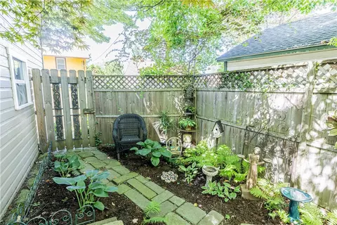 Exterior - 9 Pleasant Ave, Irondequoit, NY 14622 photo 7 of 11