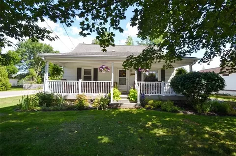 420 Stafford St, Palmyra, NY 14522