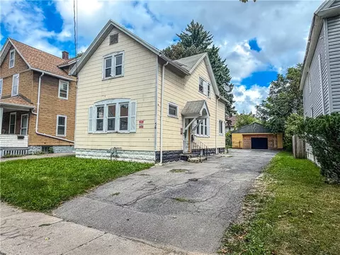 56 Klein St, Rochester, NY 14621