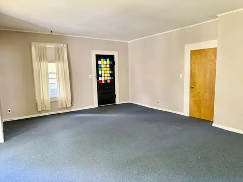 Living - 199 Wall St, Corning, NY 14830 photo 2 of 5