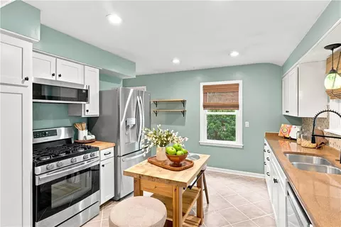 Kitchen - 57 Traymore Rd, Irondequoit, NY 14609 photo 2 of 4
