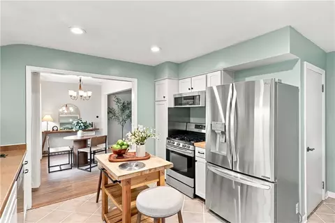 Kitchen - 57 Traymore Rd, Irondequoit, NY 14609 photo 3 of 4