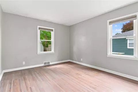 Bedroom - 57 Traymore Rd, Irondequoit, NY 14609 photo 4 of 7