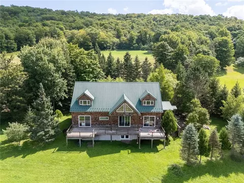415 Ford Rd, Bovina, NY 13740