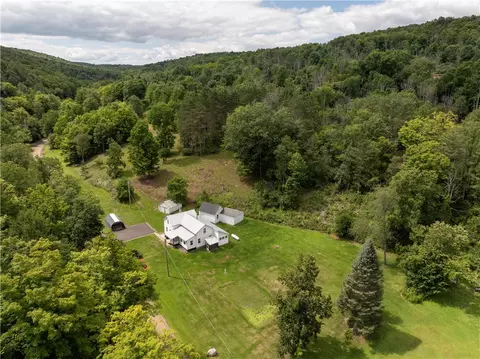 6961 Wilbur Rd, Bath, NY 14810