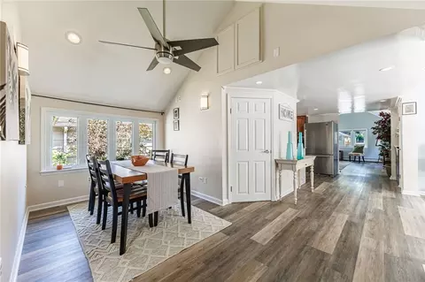 Entry Way - 17 Bateau Ter, Irondequoit, NY 14617 photo 2 of 2