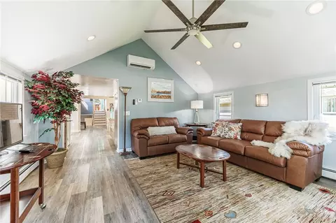 Living - 17 Bateau Ter, Irondequoit, NY 14617 photo 4 of 4