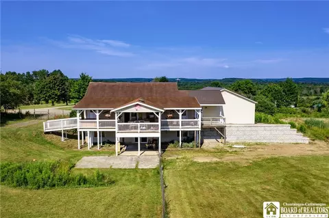 1546 Swede Rd, Harmony, NY 14710