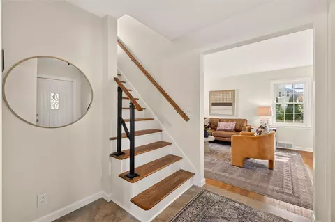 Entry Way - 6 Paladine Rd, Irondequoit, NY 14617 photo 5 of 5
