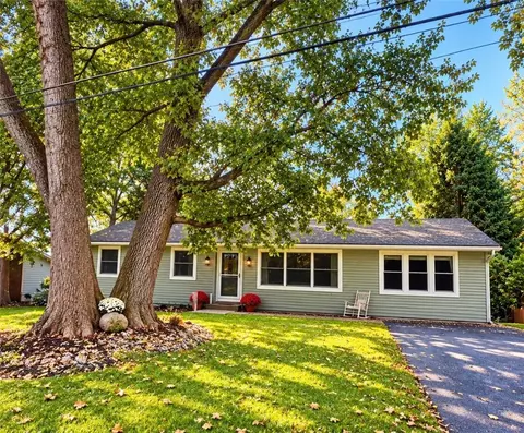 2784 White Birch Ln, Fleming, NY 13021