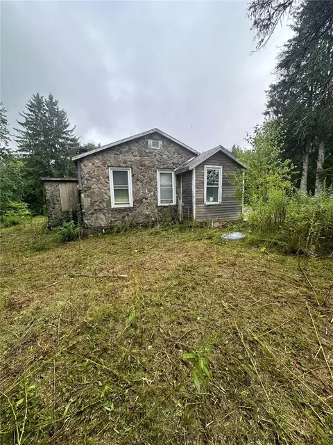 428 Old Rd, Cropseyville, NY 12052