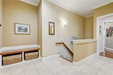 Entry Way - 4 Pine Holw, Mendon, NY 14506 photo 3 of 4