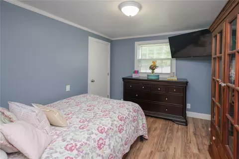Bedroom - 166 Nob Hl, Irondequoit, NY 14617 photo 4 of 4