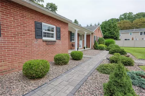 Exterior - 166 Nob Hl, Irondequoit, NY 14617 photo 3 of 8