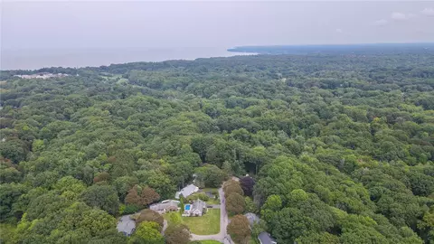 View/Area - 166 Nob Hl, Irondequoit, NY 14617 photo 1 of 3