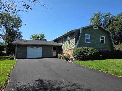 486 Pine Circle Ext, Horseheads, NY 14845
