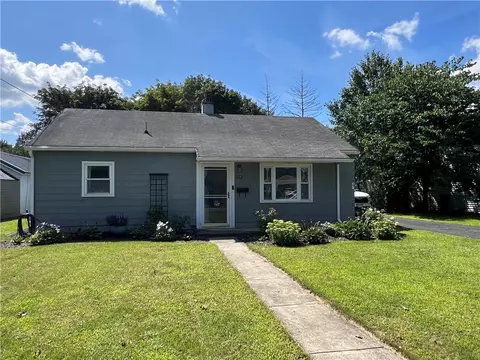 412 Shelbourne St, Horseheads, NY 14845