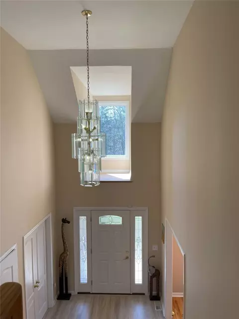 Entry Way - 24 Rosina Dr, Ithaca, NY 14850 photo 2 of 4