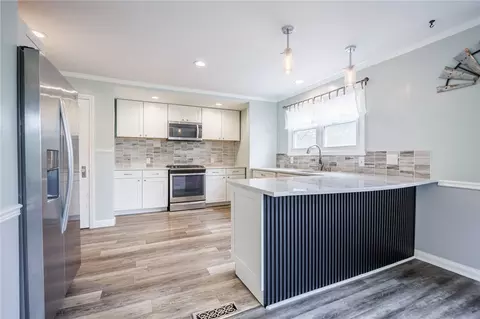 Kitchen - 49 Yorkshire Rd, Irondequoit, NY 14609 photo 1 of 6