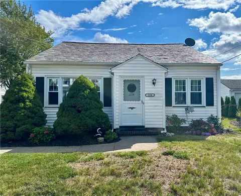 234 W Ivy St, East Rochester, NY 14445