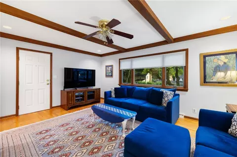 Living - 16 Oakcrest Dr, Irondequoit, NY 14617 photo 2 of 5