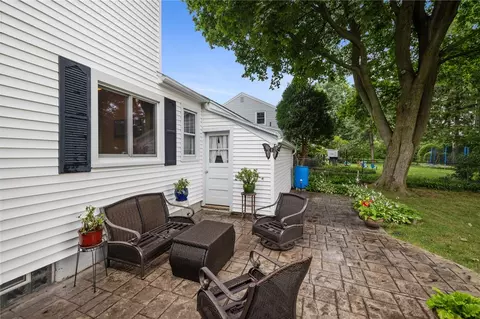 Exterior - 16 Oakcrest Dr, Irondequoit, NY 14617 photo 3 of 15