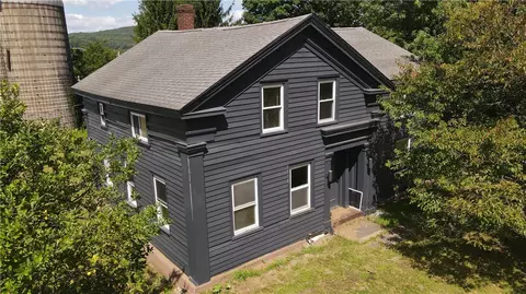 31705 State Highway 23, Stamford, NY 12167