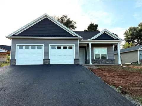 7 Anitas Ln, Sweden, NY 14420