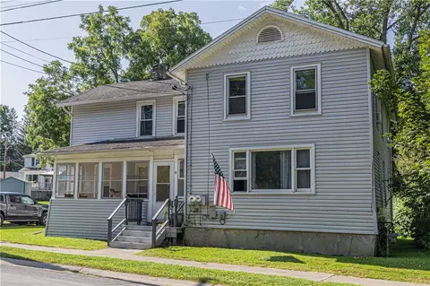 25 Water St, Shortsville, NY 14548