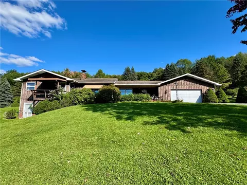 988 Swart Hollow Rd, Oneonta, NY 13820