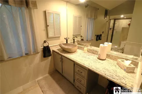 Bath - 9 Stewart Ave, Hanover, NY 14136 photo 1 of 5
