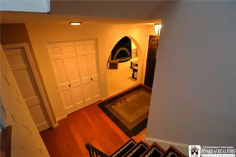 Entry Way - 9 Stewart Ave, Hanover, NY 14136 photo 6 of 7