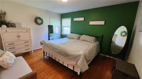 Bedroom - 48 Belview Dr, Irondequoit, NY 14609 photo 1 of 6