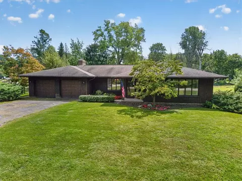 421 Furman Rd, Perinton, NY 14450