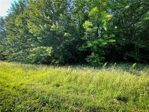 Exterior - 98 Hawk Rd, Volney, NY 13069 photo 2 of 15