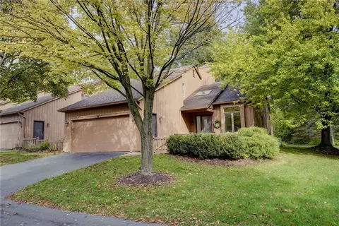 34 Sky Ridge Dr, Rochester, NY 14625