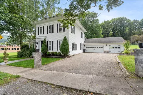 15 W Academy St, Canisteo, NY 14823