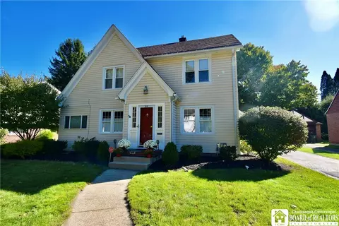 210 Arlington Ave, Jamestown, NY 14701