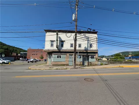 19 Mechanic St, Bradford, PA 16701