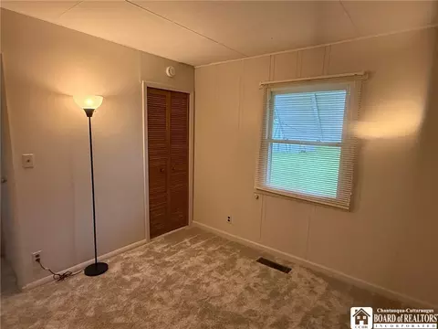 Bedroom - 533 E Spring St, Olean, NY 14760 photo 4 of 7