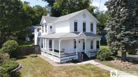 149 Central Ave, Hanover, NY 14136