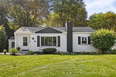 327 Kimberly Dr, Brighton, NY 14610