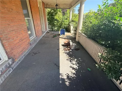 Exterior - 101 Broad St, Lyons, NY 14489 photo 8 of 10
