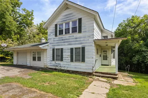 Exterior - 68 Maple St, Lyons, NY 14489 photo 3 of 5
