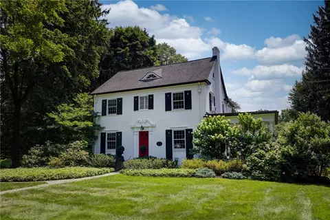 264 Alpine Dr, Rochester, NY 14618