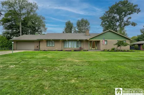 11 Emory Dr, Jamestown, NY 14701