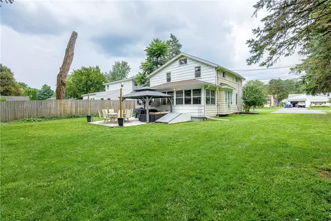 Exterior - 540 Helendale Rd, Irondequoit, NY 14609 photo 7 of 8