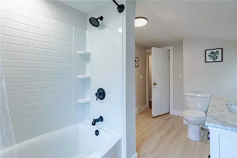 Bath - 540 Helendale Rd, Irondequoit, NY 14609 photo 3 of 3